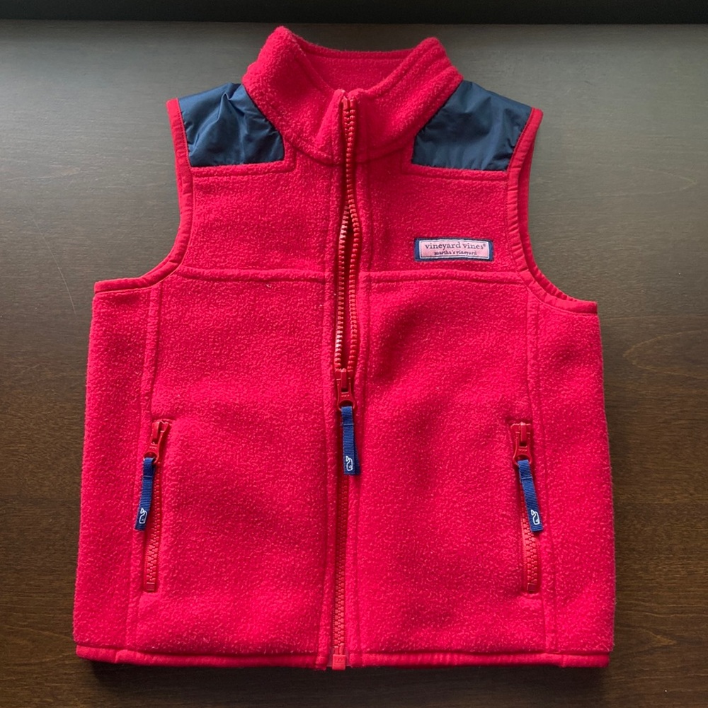 Vineyard Vines 3T red fleece vest